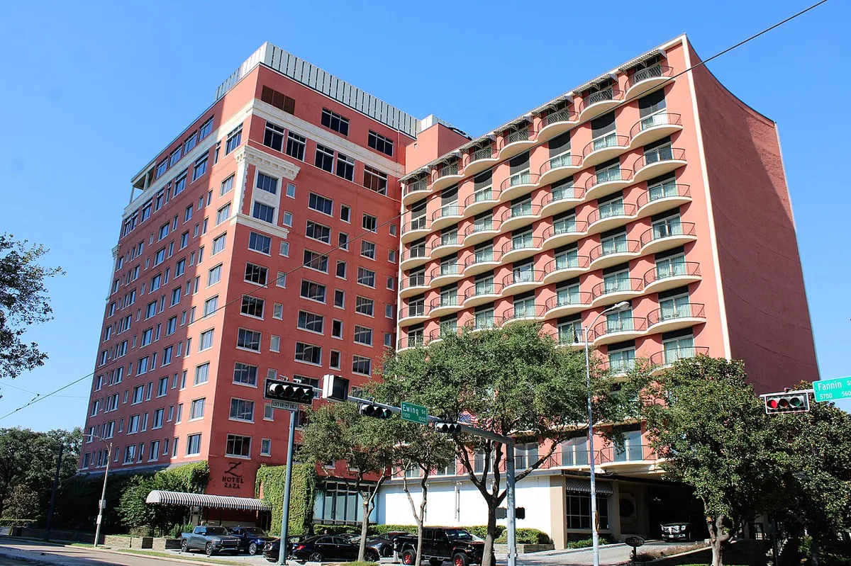 Downtown Theater District & Museum Park Stays