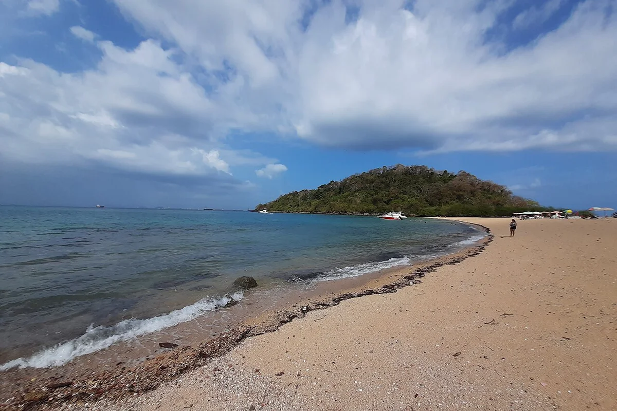 All-Inclusive Taboga Island Catamaran Sail from Panama City